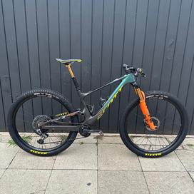 Scott Spark RC Team Issue AXS